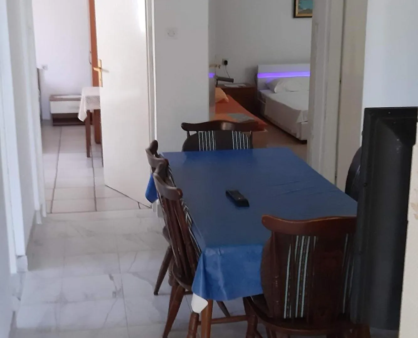 Apartments With A Parking Space Lopar, Rab - 22579